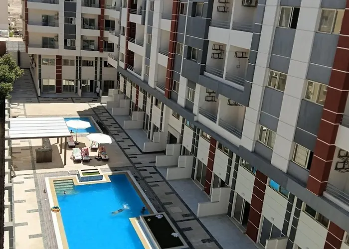 Sea Breeze At Three Pyramids Apartment Hurghada