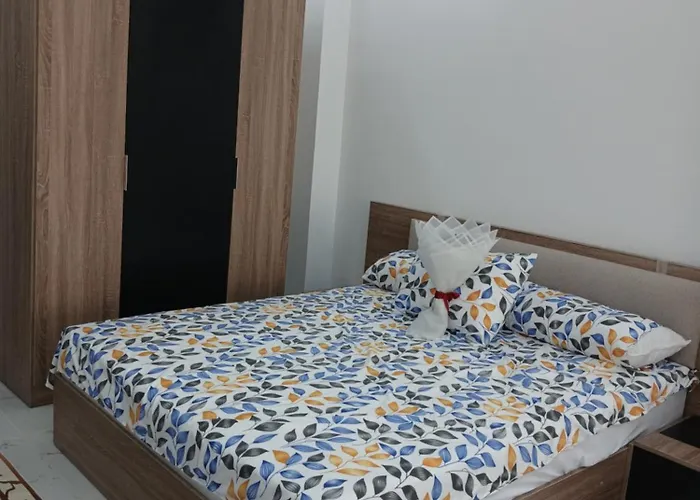 Sea Breeze At Three Pyramids Apartment *